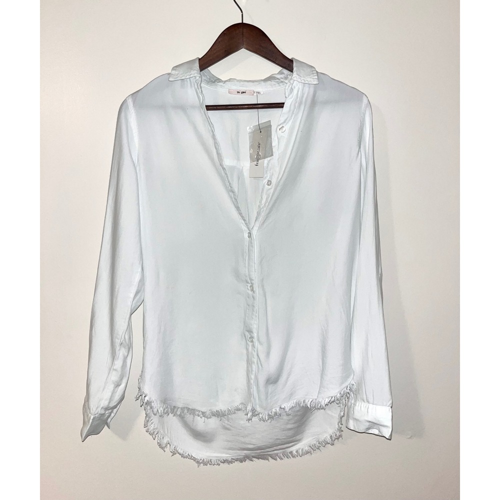 FRANCESCA'S Mi Ami NWT $46 Long Sleeve White Button Up Blouse Fringe Hem Basics